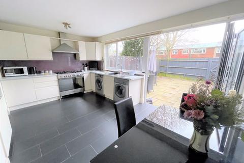 8 Beaumont Square, Cranleigh, GU6 7HD
