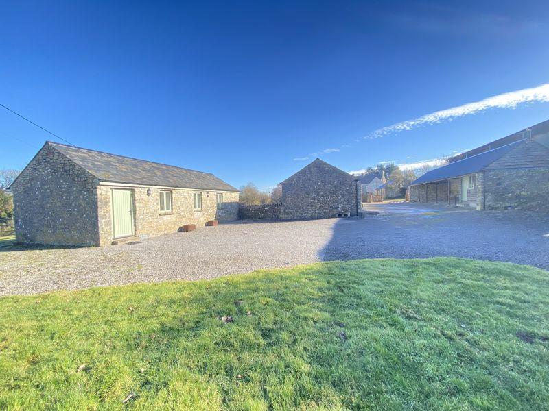 Sutton Barns, Llandow, Cowbridge, The Vale of CF71 7PA 4 bed