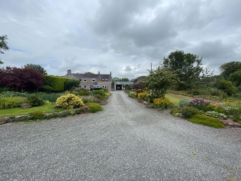 Bodffordd, Anglesey 3 bed semidetached house £1,300 pcm (£300 pw)