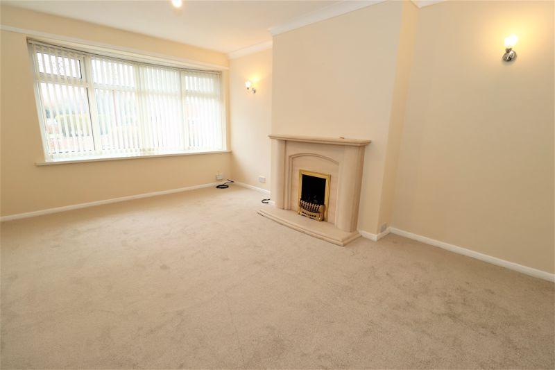 Whitton Road, Fairfield, StocktonOnTees, TS19 7DW 2 bed semidetached