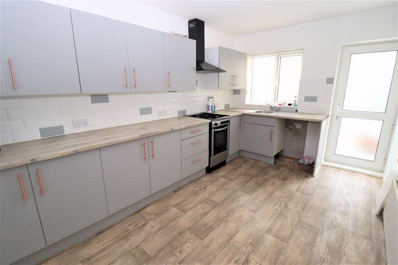 Whitton Road, Fairfield, StocktonOnTees, TS19 7DW 2 bed semidetached