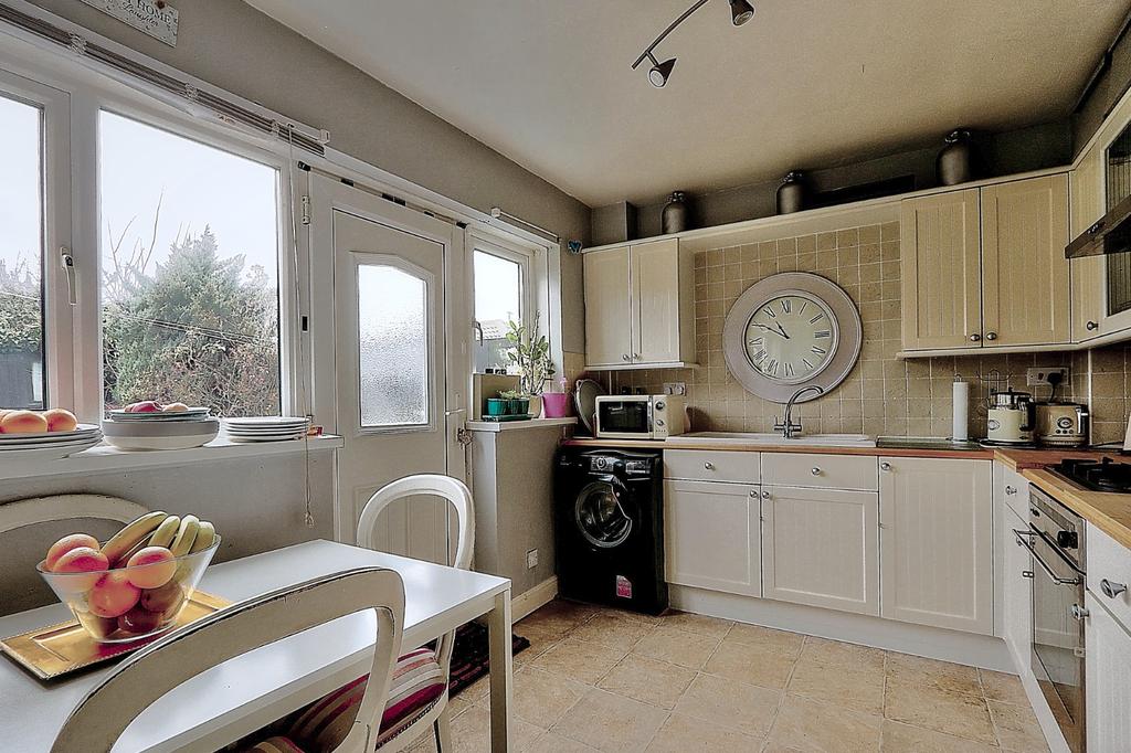 Parkgate, EstonUnderNab, TS6 2 bed semidetached house £120,000