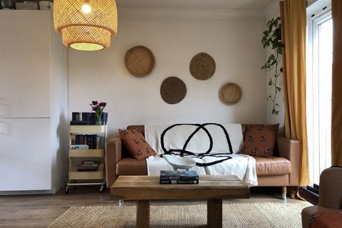 undefined, Curtis Drive, Lincoln