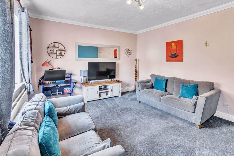 Ramsden Road Wardle OL12 9NU 3 bed terraced house £175,000