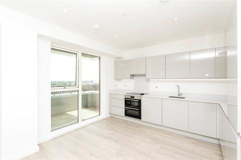 3 bedroom apartment to rent, Heartwell Avenue, London, E16