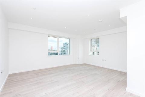 3 bedroom apartment to rent, Heartwell Avenue, London, E16
