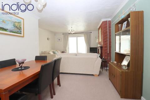 73 Stoneygate Road, Luton, LU4 9TL