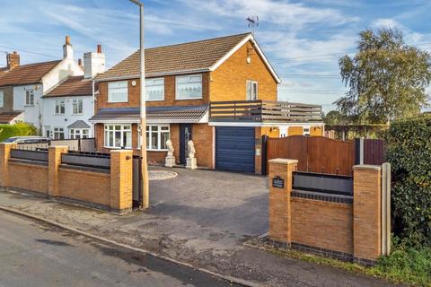 4 bedroom end of terrace house for sale - Spring Gardens, Cantley, Doncaster, DN3