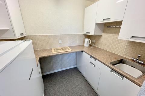 1 bedroom retirement property for sale - Seldown Road, Poole, BH15