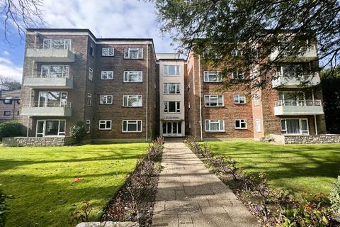 2 bedroom apartment to rent, Derby Road, Bournemouth