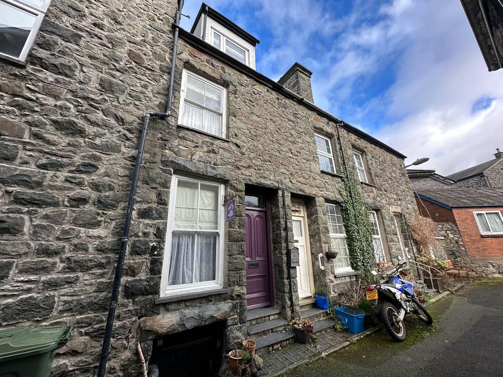 3 Bryn Meurig Buildings, Lombard Street, Dolgellau, LL40 1DS 2 bed