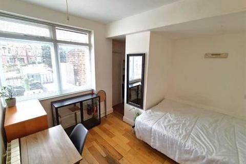 House share to rent, Queens Lane Muswell Hill Broadway N10 1DE