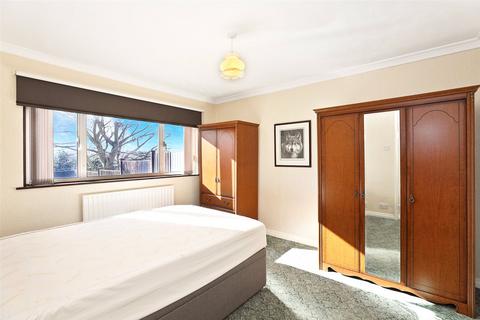113 Cumbrian Way, Wakefield, WF2 8LA