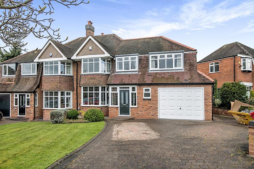 Cheltondale Road, Solihull 4 bed house £600,000
