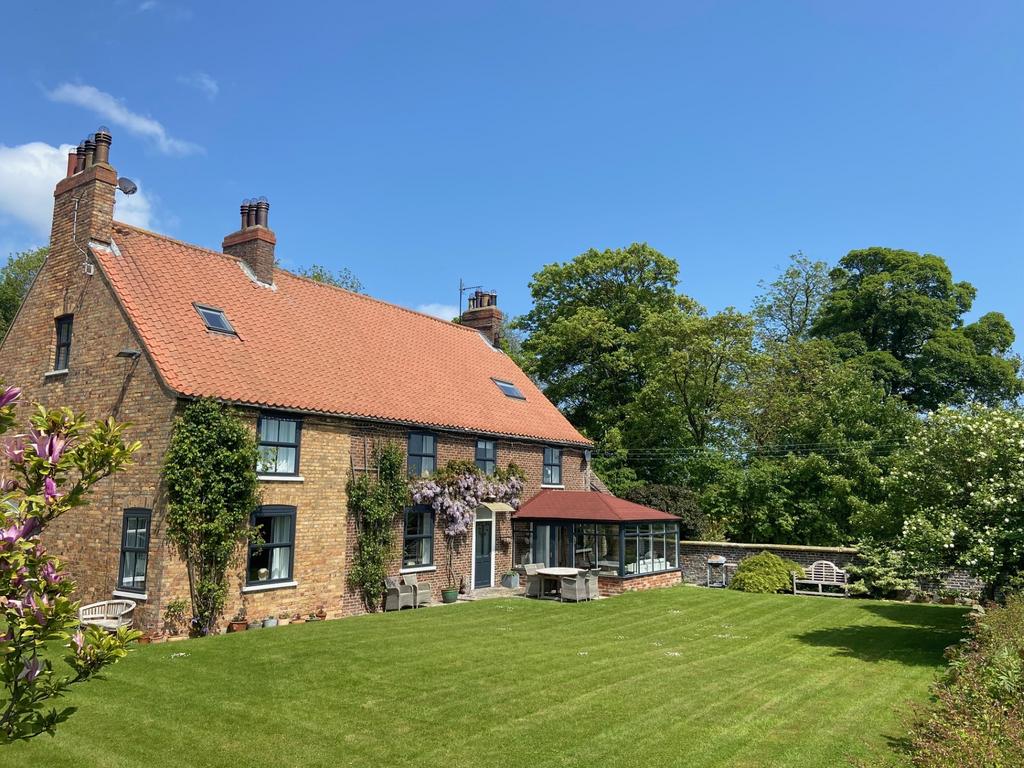Hunmanby NORTH YORKSHIRE 5 bed farm house for sale £1,500,000