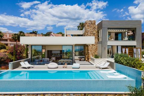 5 bedroom villa, Marbella, Malaga, Spain