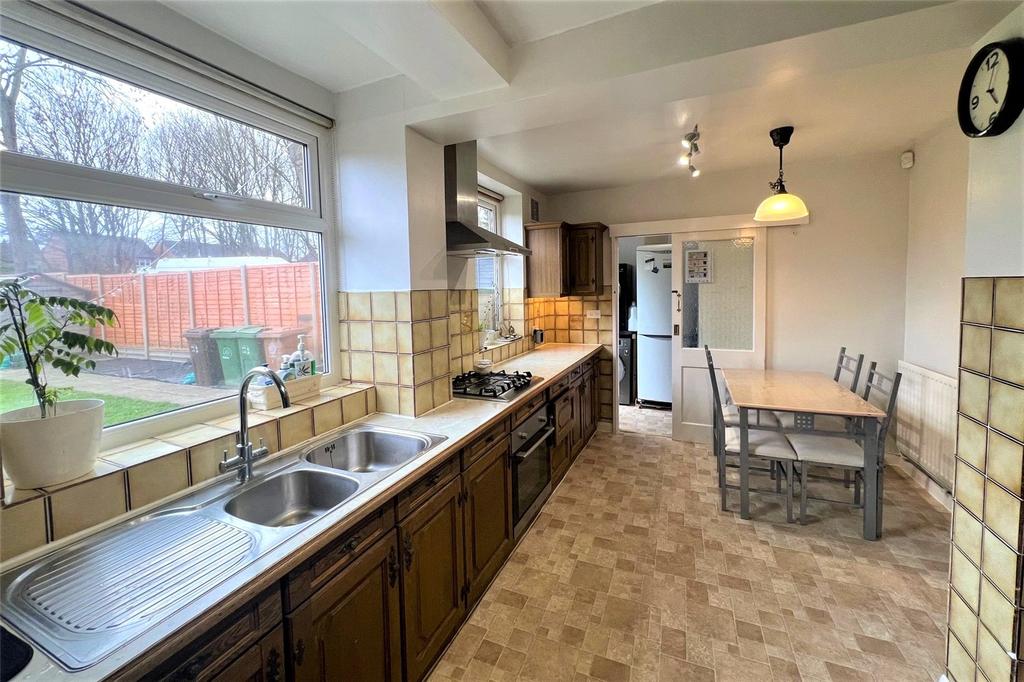 Kitchen/Breakfast