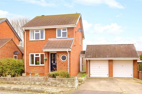 3 bedroom detached house for sale - Burgess Gardens, Newport Pagnell, Buckinghamshire, MK16
