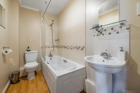 3 Chestnut Row, Ambrosden, Bicester, OX25 2RA