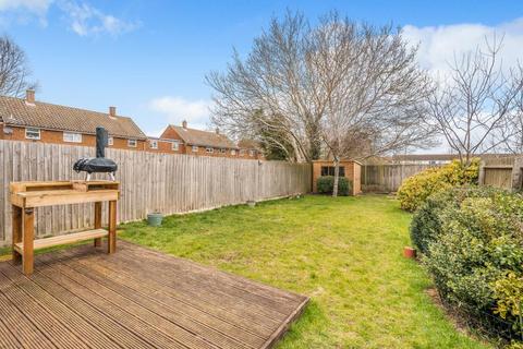 3 Chestnut Row, Ambrosden, Bicester, OX25 2RA