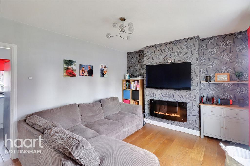 Linton Rise, Nottingham 3 bed end of terrace house £160,000