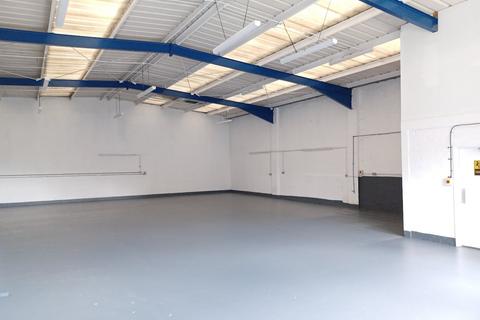 Warehouse to rent, 35 Loverock Road, Reading, RG30 1DZ