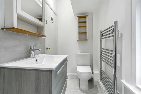 Flat 3, 67 Windsor Road, London, W5 3UJ