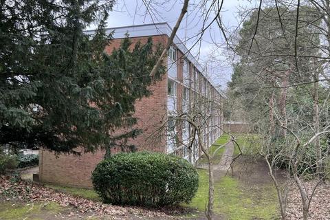 31, Petworth Court Bath Road, Reading, RG1 6PH
