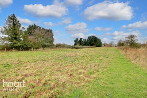 Fernie House The Cottons, Outwell, Wisbech, PE14 8TL