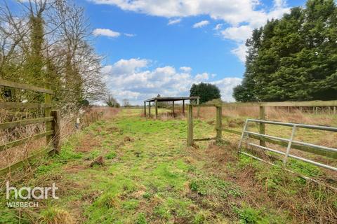 Fernie House The Cottons, Outwell, Wisbech, PE14 8TL
