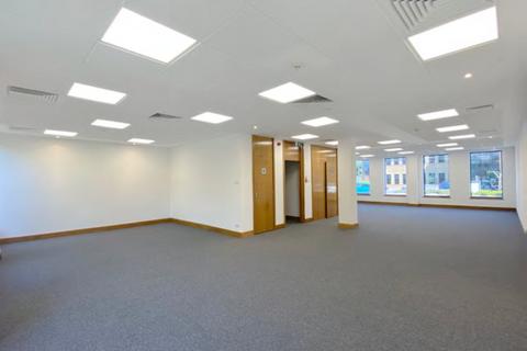 Office to rent, Swan Court, Watermans Business Park, Staines-upon-Thames, TW18 3BA