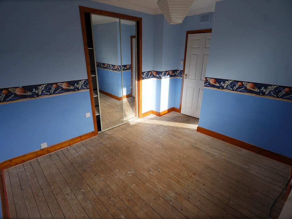 17 Wallamhill Road, Dumfries, DG1 1 UW - Braidwoods