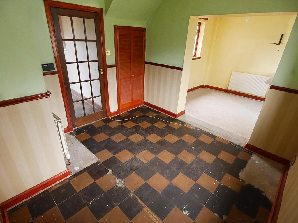 17 Wallamhill Road, Dumfries, DG1 1 UW - Braidwoods