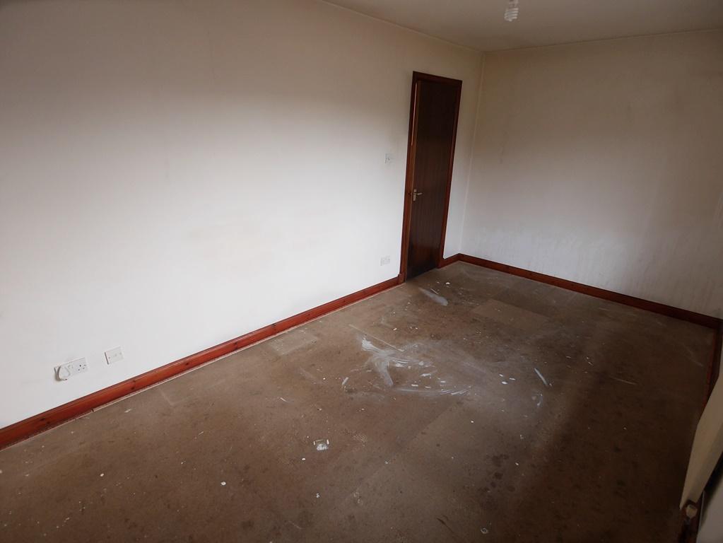 17 Wallamhill Road, Dumfries, DG1 1 UW - Braidwoods
