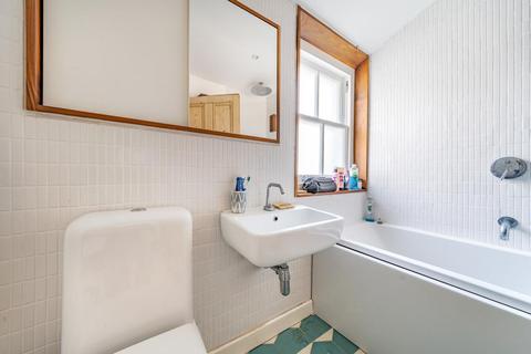 Top Flat, 16 Pendrell Road, London, SE4 2PB