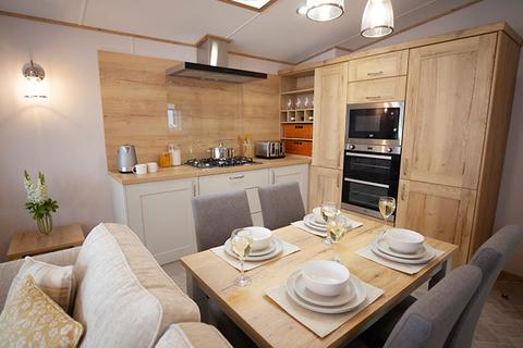 2 bedroom static caravan for sale, Lizard Point Holiday Park