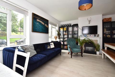 2 bedroom flat for sale, Greystead Road, Forest Hill, London, SE23 3SD