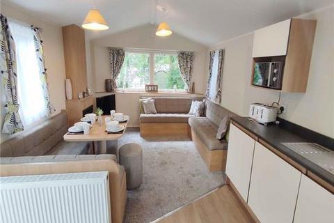 3 bedroom static caravan for sale, St Minver Holiday Park, Willerby Mistral