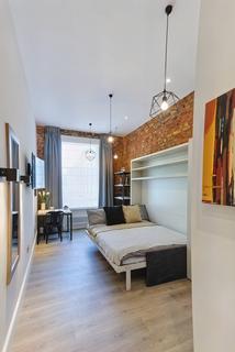 25 Linden Gardens, London W2
