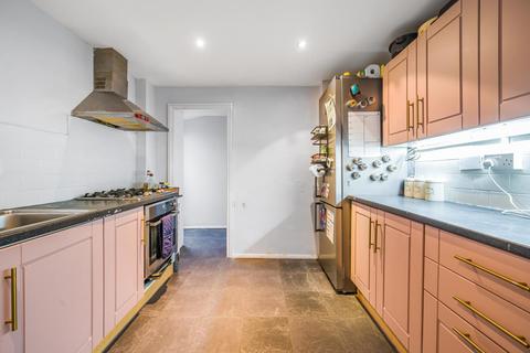 64 Station Road, London, SE20 7BJ