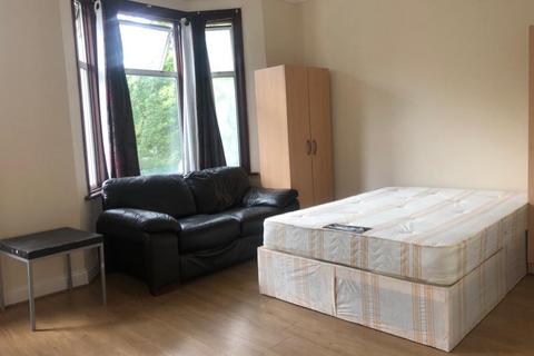 5 bedroom house share to rent, ALL BILLS + WIFI INC Double Room in Shared House - Leyton, E11