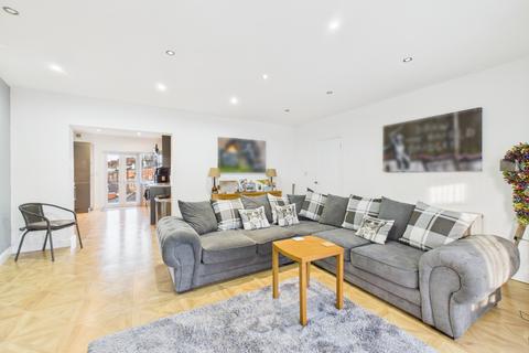 undefined, Princes Avenue, Hull,  HU5 3JL