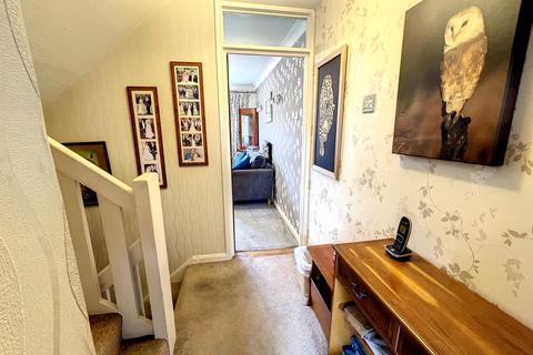 16 Lakeside, Snodland, ME6 5LD