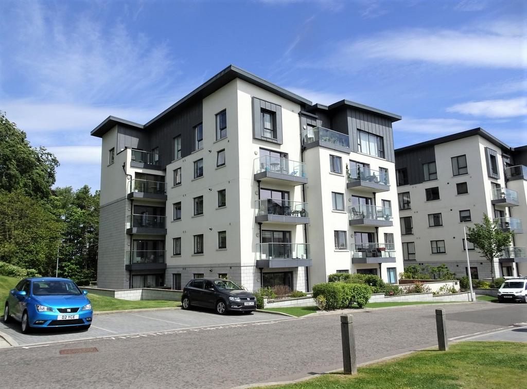 Oakhill Grange, Aberdeen AB15 2 bed apartment £1,000 pcm (£231 pw)