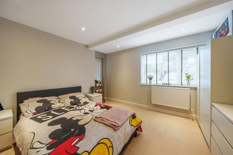 6 Eton Place, Marlow, SL7 2QA