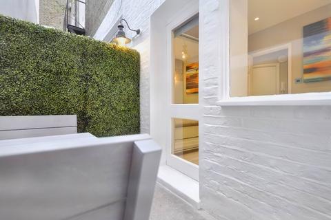 1 bedroom flat to rent, 21 Linden Gardens, London W2