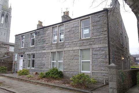 3 bedroom duplex to rent, Cairnfield Place, Aberdeen AB15