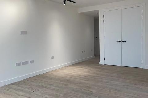 1 bedroom apartment to rent, Valencia Tower, 250 City Road, EC1V