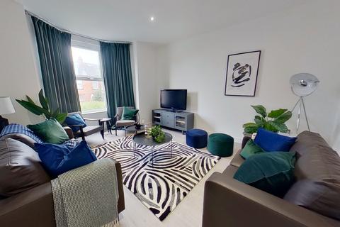 6 bedroom house to rent - 6 Ebor Mount, Hyde Park, Leeds