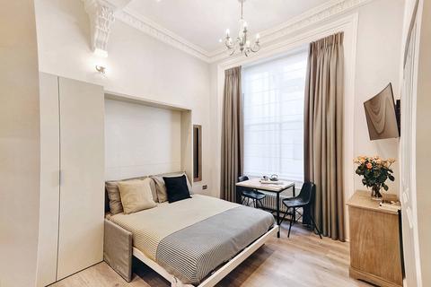 25 Linden Gardens, London W2